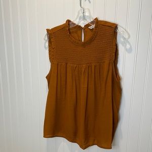 High neck sleeveless blouse